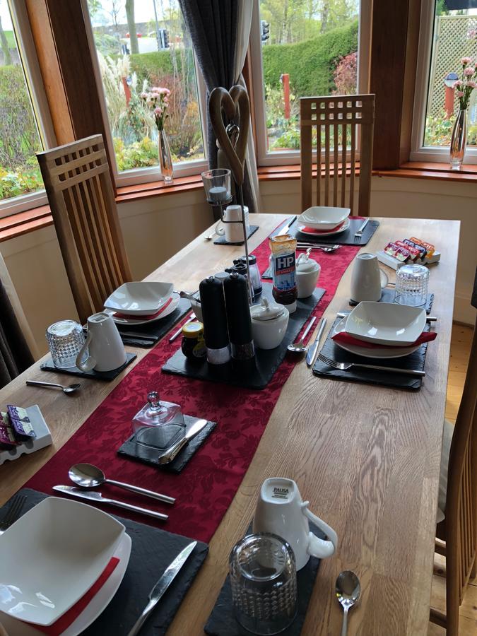 Pitreavie Guest House ดันเฟิร์มลิน ภายนอก รูปภาพ