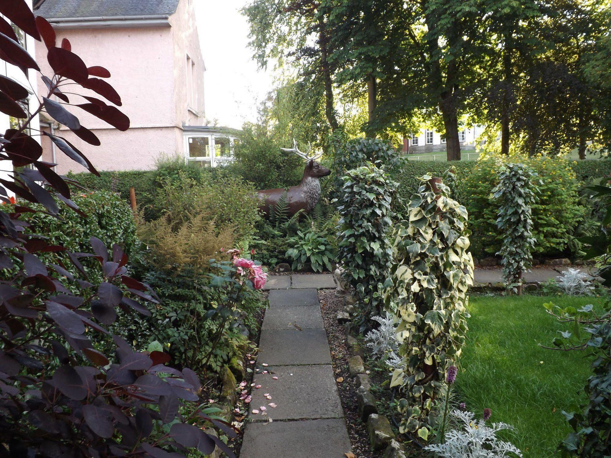 Pitreavie Guest House ดันเฟิร์มลิน ภายนอก รูปภาพ